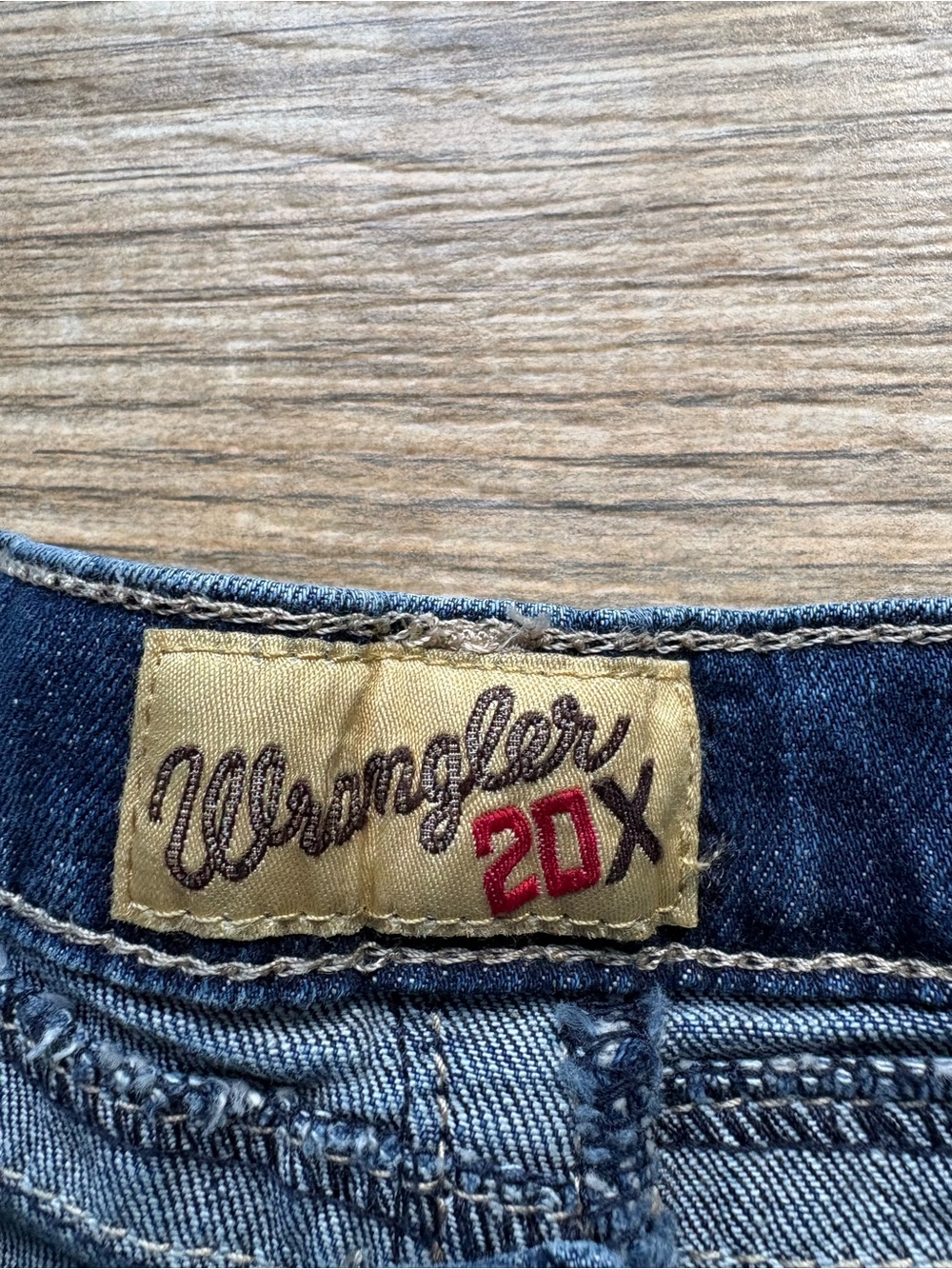 Boys Wrangler 20x Dark Blue Denim Jeans, Size 3T - Picture 4 of 5